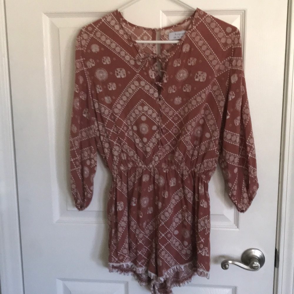 Burnt red and cream romper mid sleeve